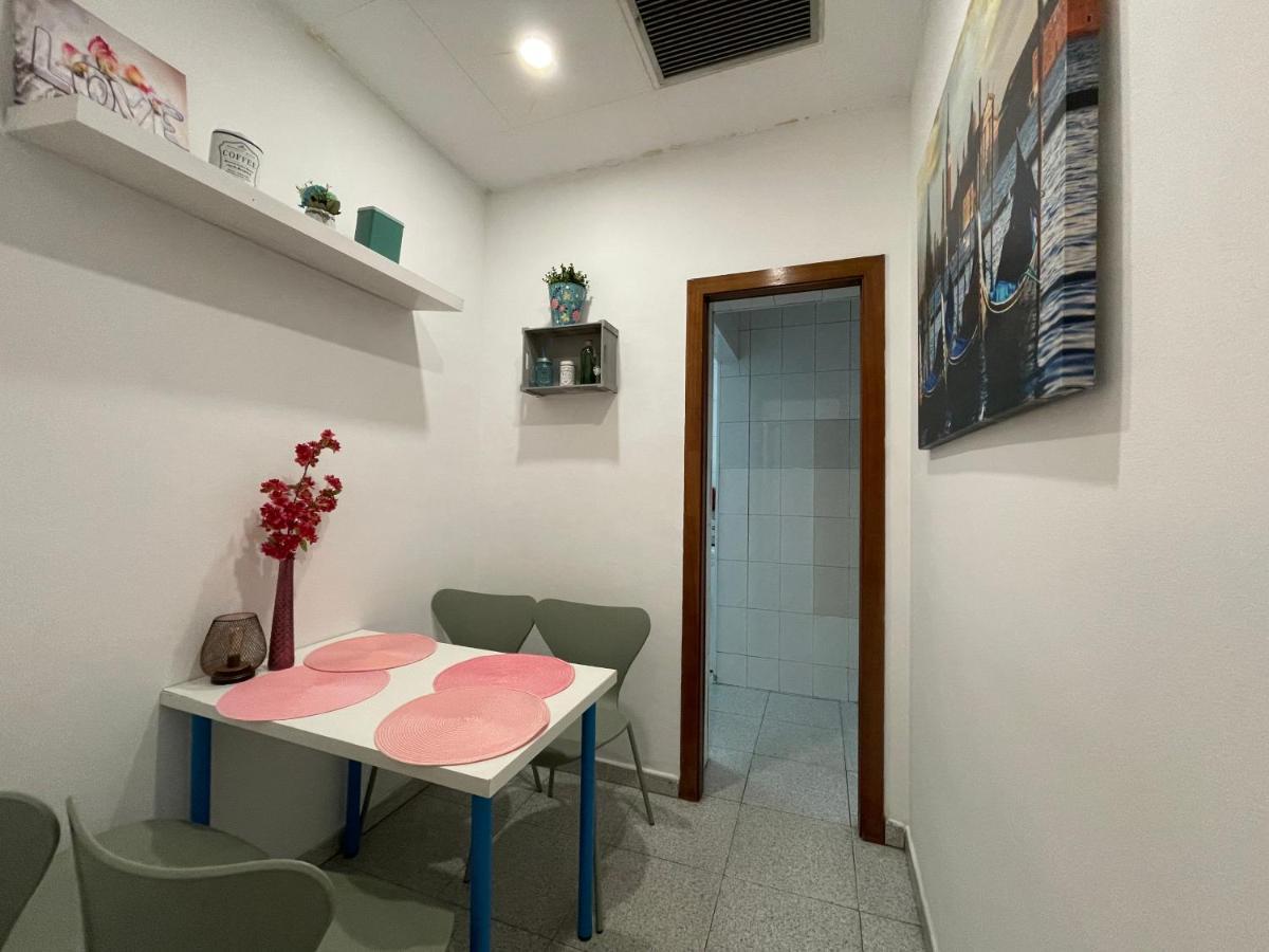 Plaza Universidad Rooms Barselona Dış mekan fotoğraf