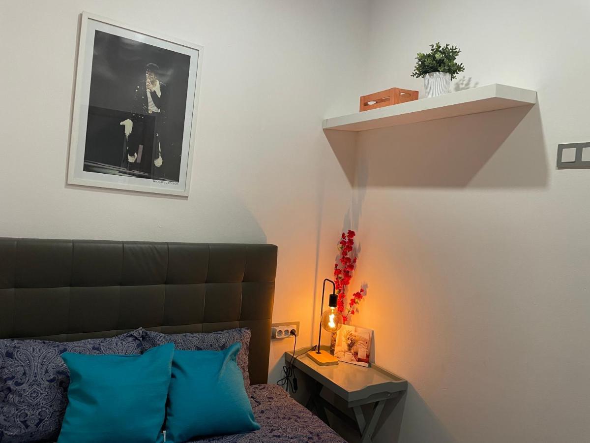 Plaza Universidad Rooms Barselona Dış mekan fotoğraf