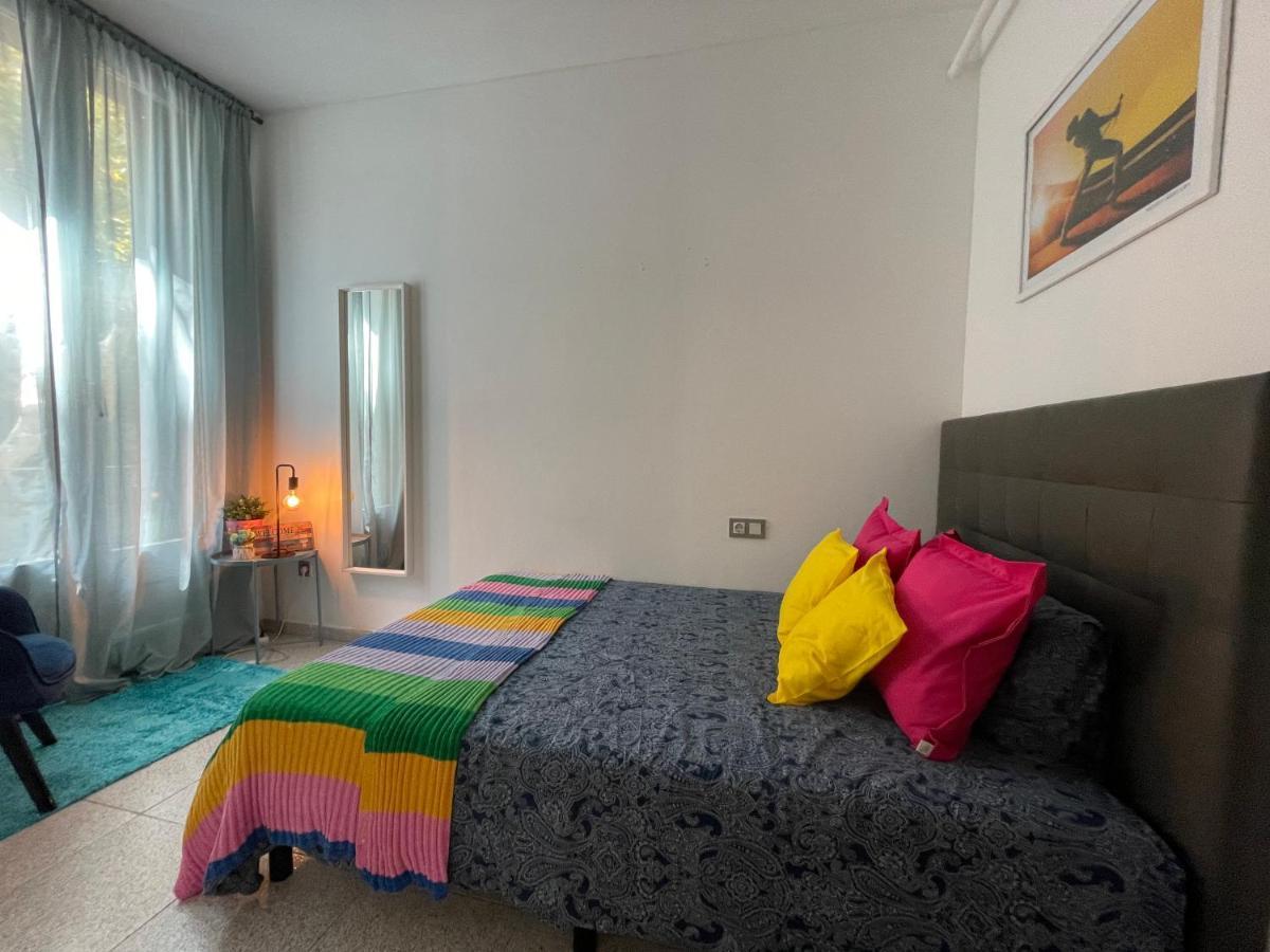 Plaza Universidad Rooms Barselona Dış mekan fotoğraf